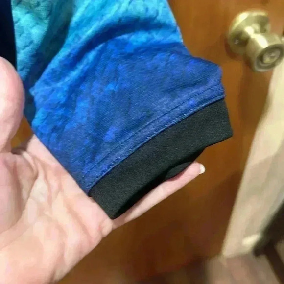 Real legends, long sleeve men’s size XL - Picture 3 of 5